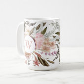 Mug Bouquet floral féminin rustique avec Monogramme (Devant gauche)