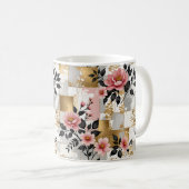 Mug Bouquets de fleurs roses sur Carrés or et blanc (Devant droit)