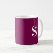 Mug Bourgogne foncée Simple Élégant Monogramme initial (Devant droit)