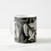 Mug Branches brodées : imprimé noir-blanc. (Devant gauche)