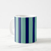 Mug Brayures blanches et vertes motif avec bleu marine (Devant gauche)