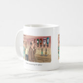 Mug Brian considère l'optique (Devant gauche)