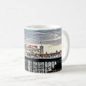 Mug Brighton Pier et ciel nuageux Peinture numérique  (Devant droit)