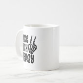 Mug Broke Energy Funny Skeleton Hand Meme (Devant gauche)