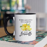 Mug Brosse Script Aquarelle Citrons Limoncello<br><div class="desc">Script De Brosse Moderne Aquarelle Citrons Quand La Vie Vous Donne Des Citrons Font Du Limoncello Mug</div>