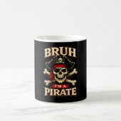 Mug Bruh un pirate crâne cache-œil os croisés drôle (Centre)