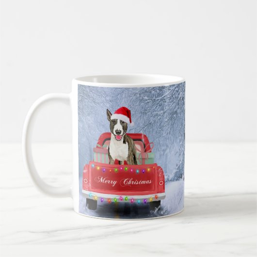 Mug Bull Terrier Chien en Neige assis à Noël (Gauche)