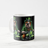 Mug Bulldog Driving Bike St. Patrick's Day (Devant gauche)