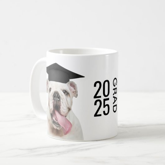 Mug Bulldog in Grad Casquette 2025 Grad (Devant gauche)