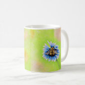 Mug Bumble Bee sur une peinture à fleurs (Devant droit)