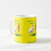 Mug Bunny Rabbit mange une grosse carotte (Devant gauche)