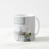 MUG BUREAU VIDE PRÈS DU RIDEAU (Devant droit)
