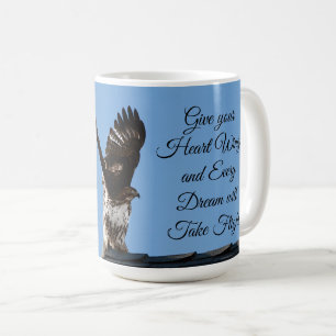 Mug Buse à queue rousse prenant l'inspiration du vol