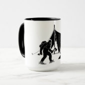 Mug Bushcraft Adventure Camping Bigfoot (Devant gauche)