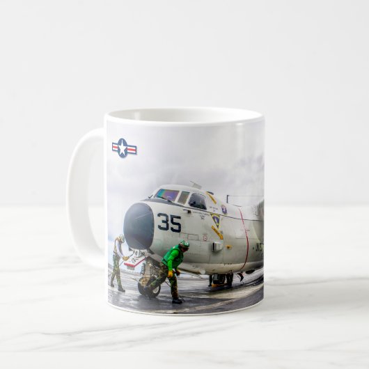 MUG C-2A GREYHOUND (Devant gauche)