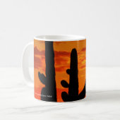 Mug Cactus De L'Arizona Saguaro Avec Coucher De Soleil (Devant gauche)
