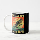 Mug Cadeau âgé de 6 ans 2018 Pêcheur Poisson 6e B (Gauche)