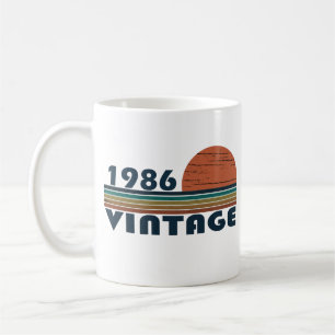 Mug Cadeau d'anniversaire de style vintage né en 1986