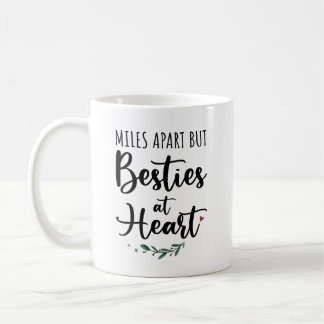 Mug Cadeau De Besties - Des Kilomètres En Dehors Mais