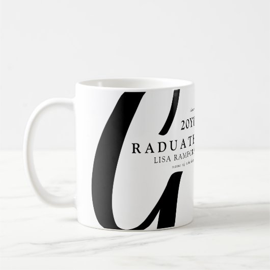 Mug Cadeau de graduation photo minimal Script Graduate (Gauche)