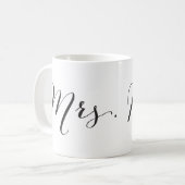 Mug Cadeau de mariage chic moderne élégant Simple Mrs (Devant gauche)