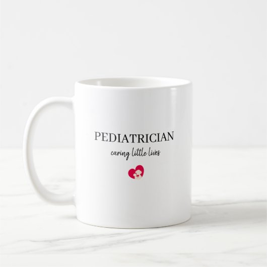 Mug Cadeau de pédiatre personnalisé prenant soin des p (Gauche)