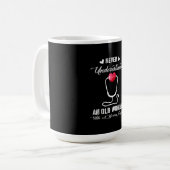 Mug Cadeau infirmière | Ne jamais sous-estimer la viei (Devant gauche)