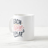Mug Cadeau pour enseignant Enseigner Inspirer Répéter (Devant gauche)