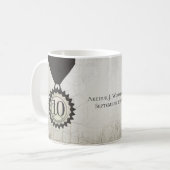 Mug Cadeaux d'anniversaire pour les employés de Faux (Devant gauche)