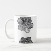 Mug café aux fleurs noires et blanches  (Gauche)