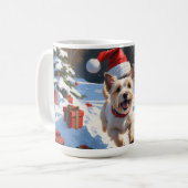 Mug Cairn Terrier courant dans la neige avec un chapea (Devant gauche)