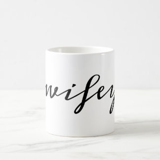 Mug Calligraphie moderne Black Wifey Script