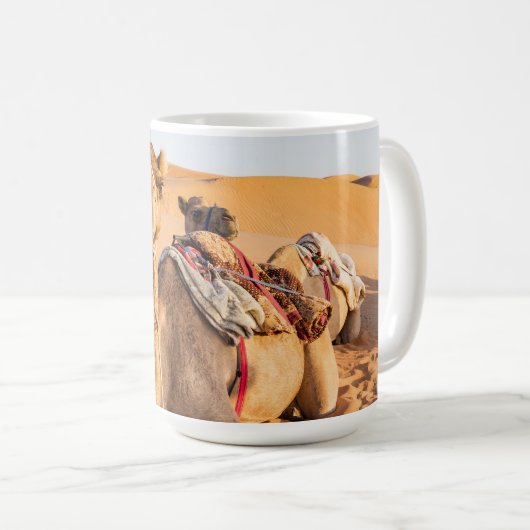 Mug Camel dans le désert d'Oman (Devant droit)