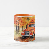 Mug Camionnette Orange Vintage en Automne (Centre)