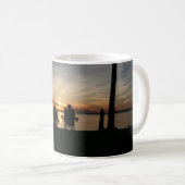 Mug Camping de plage de coucher du soleil (Devant droit)