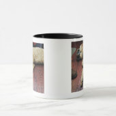 Mug Caniche standard dormant sur le plancher (Centre)