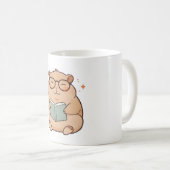 Mug Capybara lisant avec des lunettes design Kawaii (Devant droit)