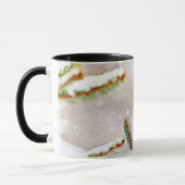 Mug Cardinal dans un pin en hiver (Gauche)