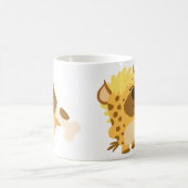 Mug Caricature mignonne pointée Hyena écrasant une bou (Centre)