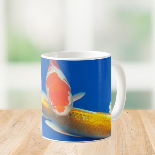 Mug Carpes Koï Colorées dans un Bassin Bleu