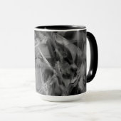 Mug Carré tordu, noir et gris "brushstrokies" (Devant droit)