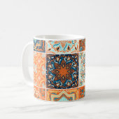 Mug Carreaux de céramique : motif abstrait. (Devant gauche)