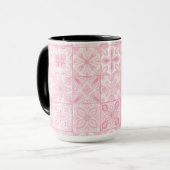 Mug Carreaux ornés en rose (Devant gauche)