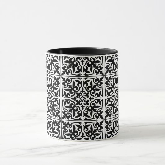 Mug Carrelage marocain, blanc avec arrière - plan noir (Centre)