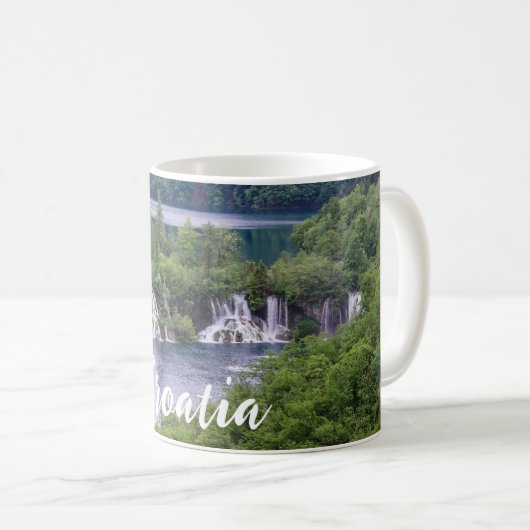 Mug Cascade cascade avec forêt verte en Croatie (Devant droit)