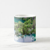 Mug Cascade de cascade dans le parc des lacs Plitvice, (Centre)