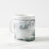 Mug Cascade de Godafoss, hiver, Islande (Devant gauche)