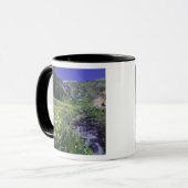 Mug Cascade et fleurs sauvages dans un pré alpin, 2 (Devant gauche)