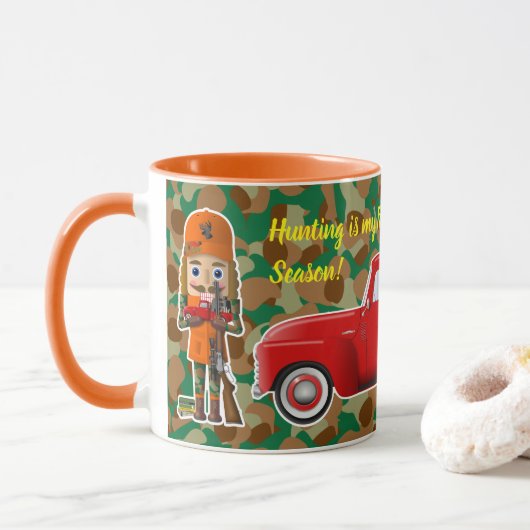 Mug Casse-noix de chasseur de cerfs avec petit camion  (Avec donut)