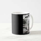 Mug Cat Ufo Alien Abduction Funny Graphic Tees Men Wom (Devant droit)